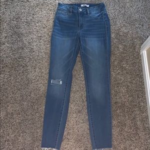 medium rise jeggings.